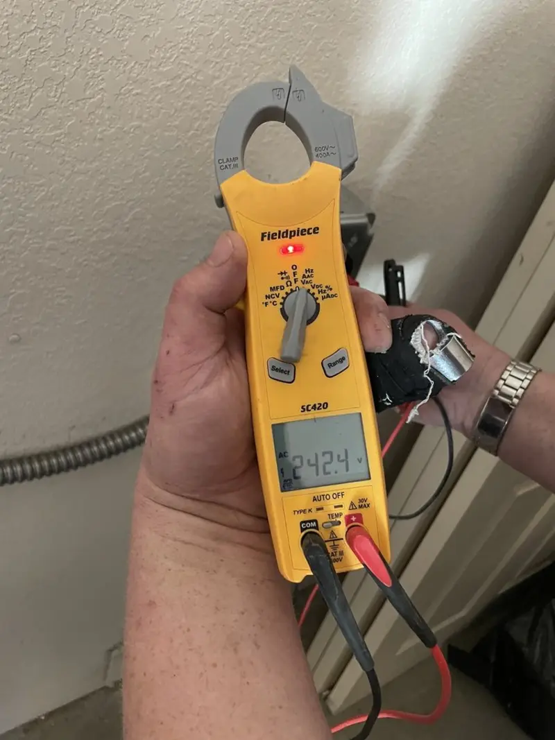 Voltage testing with clamp meter during Aluminum Wiring Replacement in Wright City